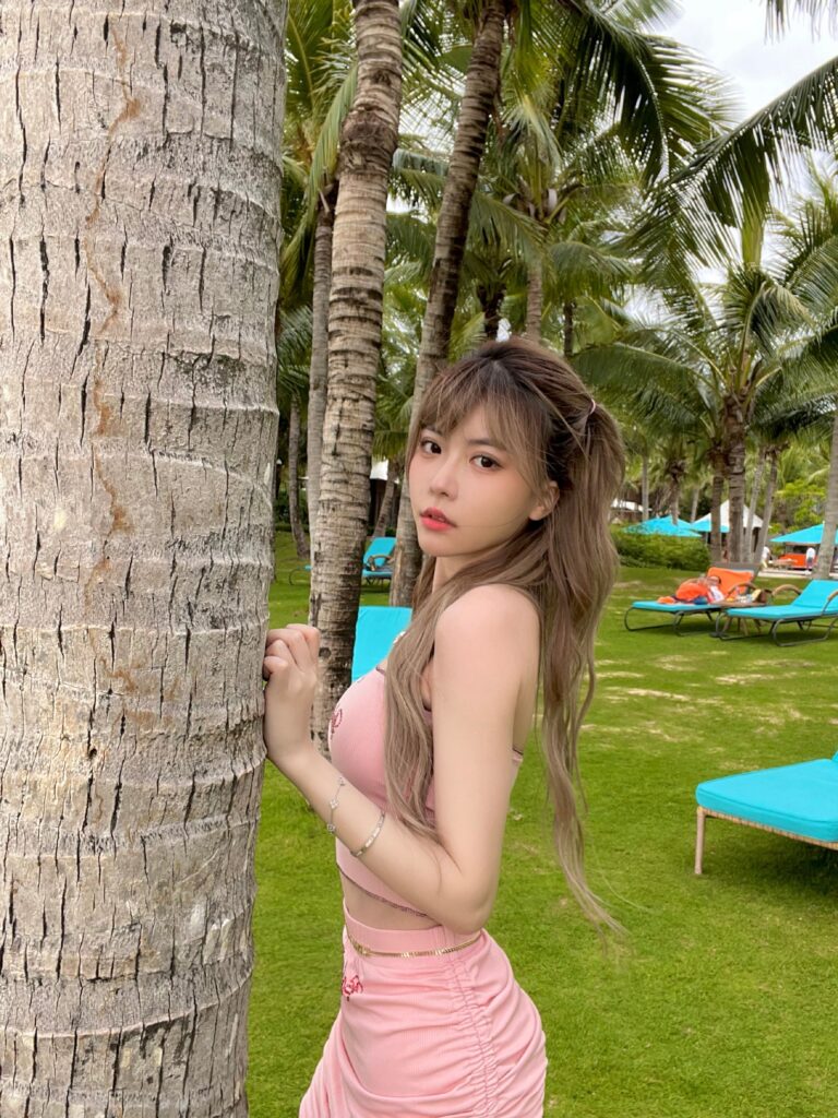 Zhou Shuyi là một nhân vật cũng khá nổi tiếng tại LPL - nguồn: Weibo